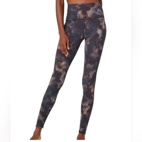 ALO Yoga Solarized High-Rise Tie-Dye Leggings Oxblood Size M - Picture 1 of 16